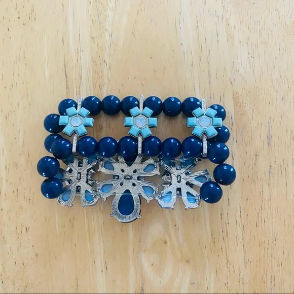 Blue Beaded Bracelet - Picture 3 of 4